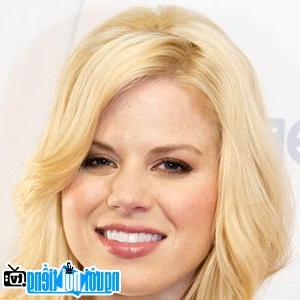 Latest Picture Of Television Actress Megan Hilty
