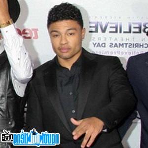 Image of Alfredo Flores