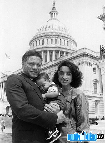 Picture of politician Mickey Leland with his wife and children