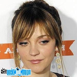 Latest Picture of Television Actress Abby Elliott