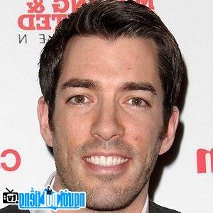 A new picture of Drew Scott- Famous TV presenter Vancouver- Canada