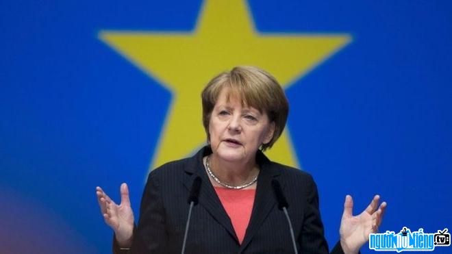 Một bức ảnh mới về Angela Merkel- Nữ thủ tướng đầu tiên của nước Đức