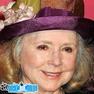 Latest Picture Of Television Actress Piper Laurie