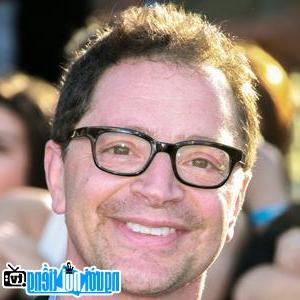 Latest Picture of TV Actor Joshua Malina