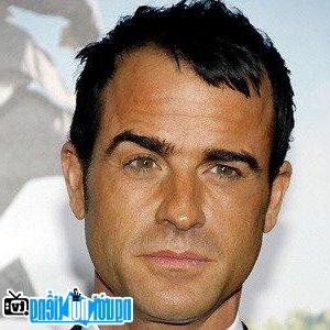 A New Picture of Justin Theroux- Famous DC Actor