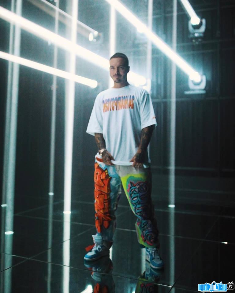 Image new about singer J Balvin
