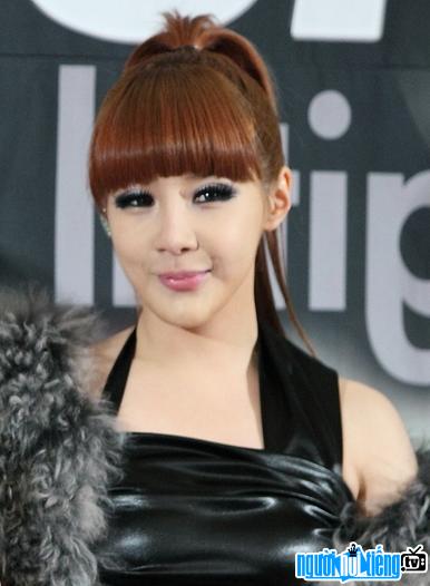  Singer Park Bom at an event