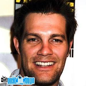 Latest Picture of TV Actor Geoff Stults