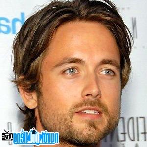 Latest picture of TV Actor Justin Chatwin