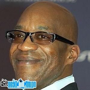 Latest picture of Athlete Edwin Moses