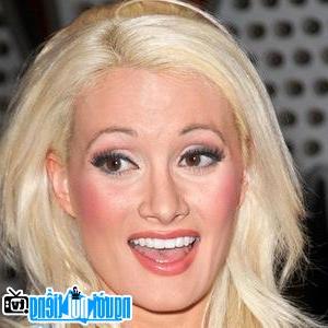 Holly Madison Model Latest Picture