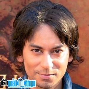 Một hình ảnh chân dung của Nam diễn viên truyền hình Vik Sahay