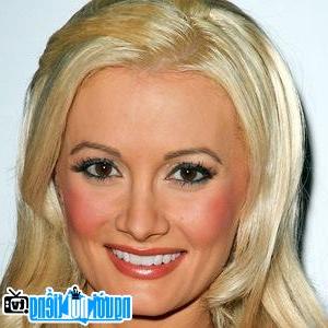 A Holly Madison Model Portrait Picture