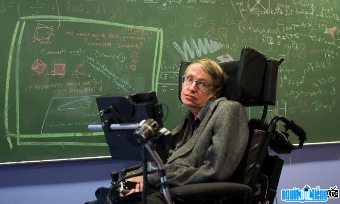 Nhà khoa học vĩ đại Stephen Hawking