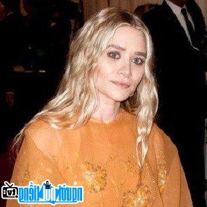 Latest Picture of TV Actress Ashley Olsen