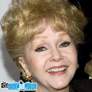 Latest Picture Of Actress Debbie Reynolds
