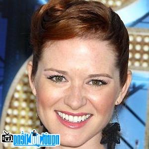 A Portrait Picture of Television Actress picture of Sarah Drew