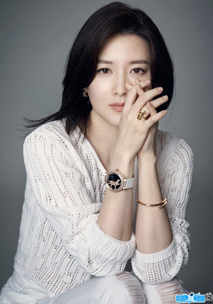 Lee Young-ae is the face of many brands Brand