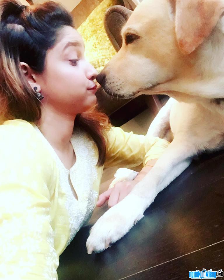 Actor Ankita Lokhande's photo posing with her pet