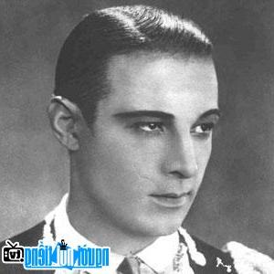 Image of Rudolph Valentino