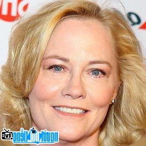 A Portrait Picture Of The Actress Cybill Shepherd Television Actress