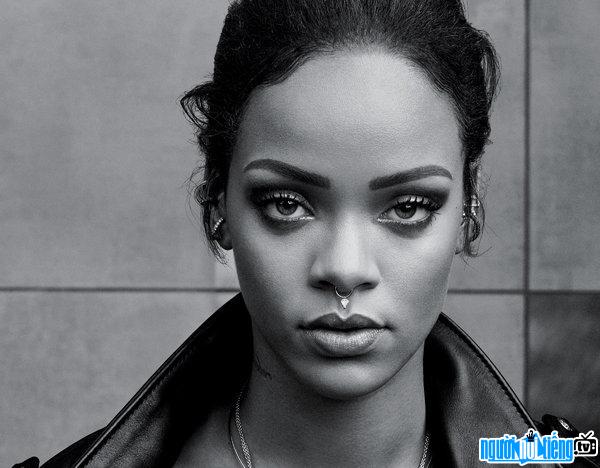 Rihanna - Nghệ sĩ nhạc Pop được yêu thích nhất