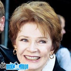 Latest picture of Actress Polly Bergen