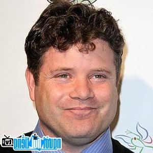Latest Picture of Actor Sean Astin