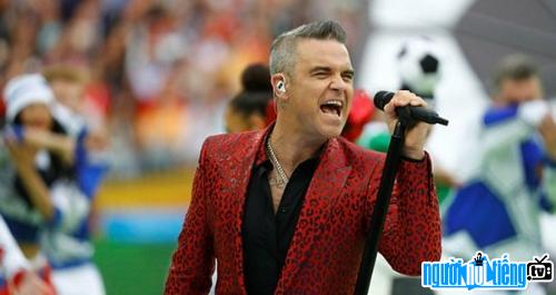 Một bức ảnh mới về Robbie Williams- Ca sĩ nhạc pop nổi tiếng Anh