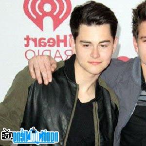 Latest Picture Of Pop Singer Riley McDonough