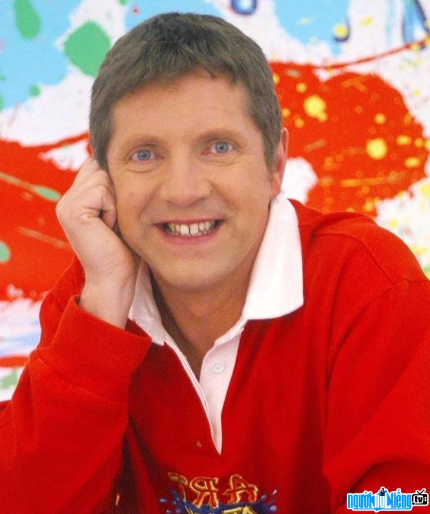 The famous British presenter Neil Buchanan's picture