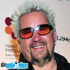 Ảnh chân dung Guy Fieri