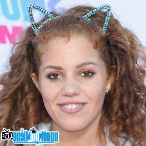 A new picture of Mahogany Lox- Famous star Vine star of Michigan