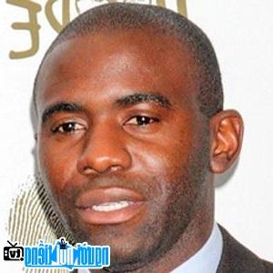 Một bức ảnh mới về Fabrice Muamba- Cầu thủ bóng đá nổi tiếng Kinshasa- DR Congo