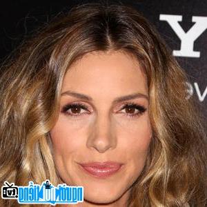  Latest Picture of TV Actress Dawn Olivieri