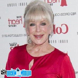 Latest picture of TV Actress Linda Evans