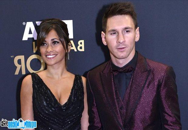 Leonel Messi and sexy beautiful wife Antonella Roccuzzo in an event