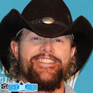 Latest Picture of Country Singer Toby Keith