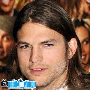 A Portrait Picture of Male TV actor Ashton Kutcher