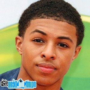 Portrait photo of Diggy Simmons
