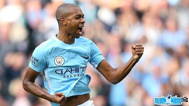 Fernandinho was threatened with death by Brazilian fans after Brazil fans Brazil was eliminated early at the 2018 World Cup