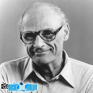 Image of Arthur Miller