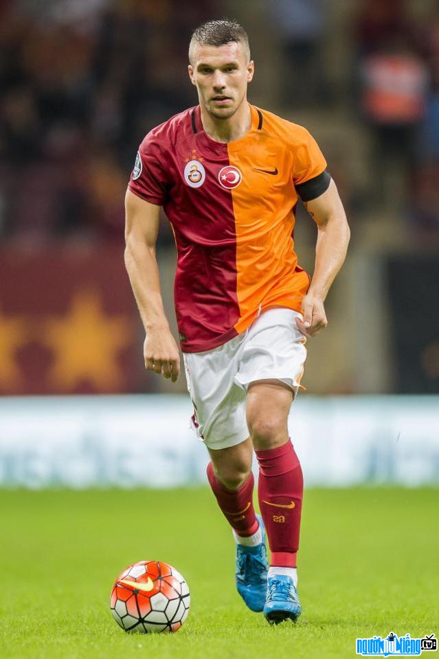 Latest Picture Of Lukas Podolski Soccer Player