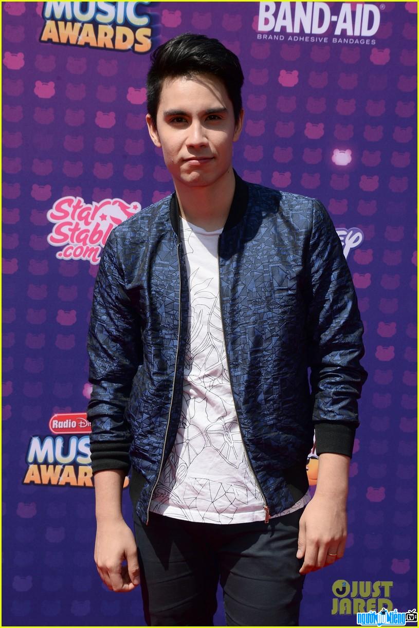 The handsome look of YouTube Star Sam Tsui