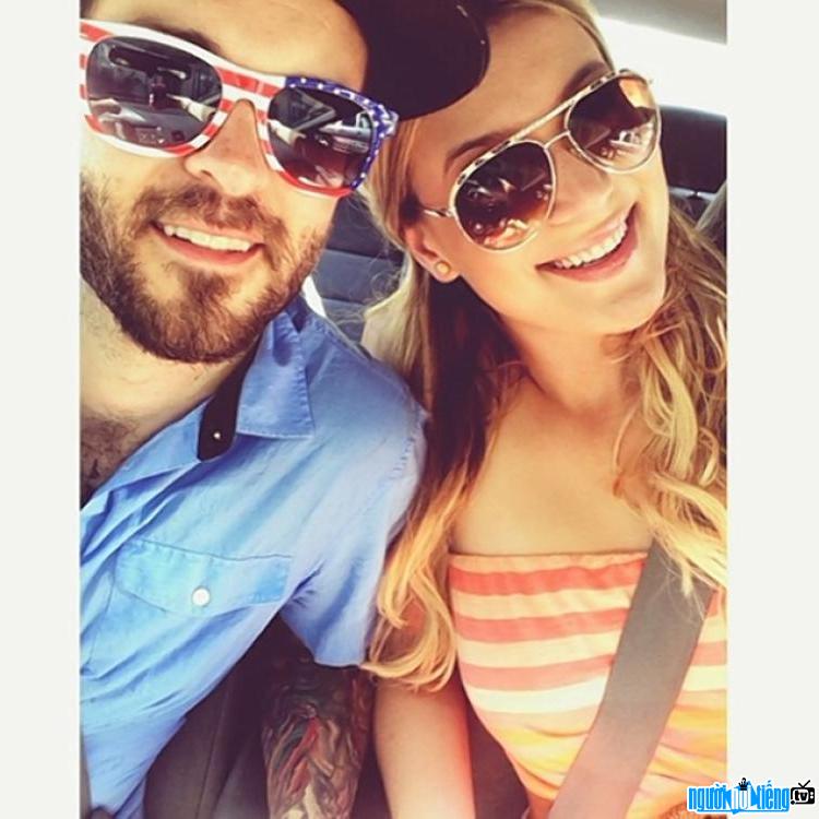 Vine Curtis Lepore star photo in love with her girlfriend