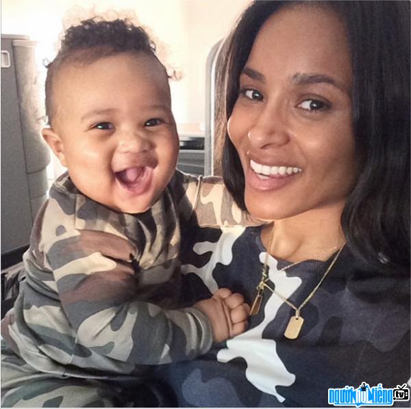 Singer Ciara and child Future Zahir