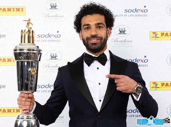 Cầu thủ Mohamed Salah giành danh hiệu "Cầu thủ xuất sắc nhất" của PFA