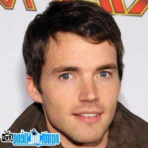 Latest Picture of TV Actor Ian Harding