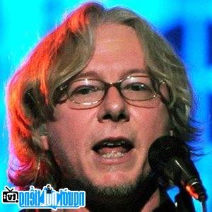 Guitarist Mike Mills Latest Picture