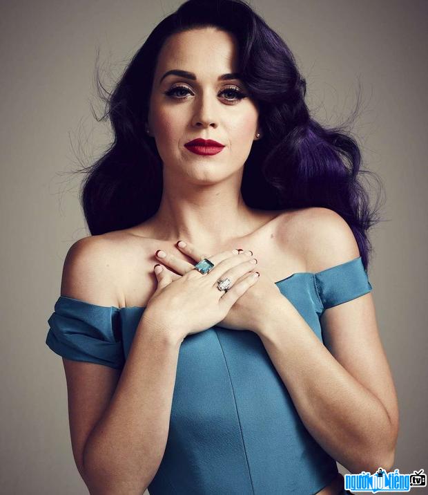 Một bức ảnh mới về Katy Perry- Ca sĩ nhạc pop nổi tiếng Santa Barbara- California